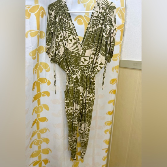 NWOT - Picture 1 of 2